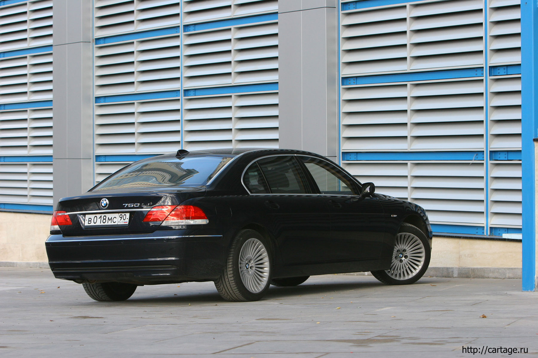 bmw 750i