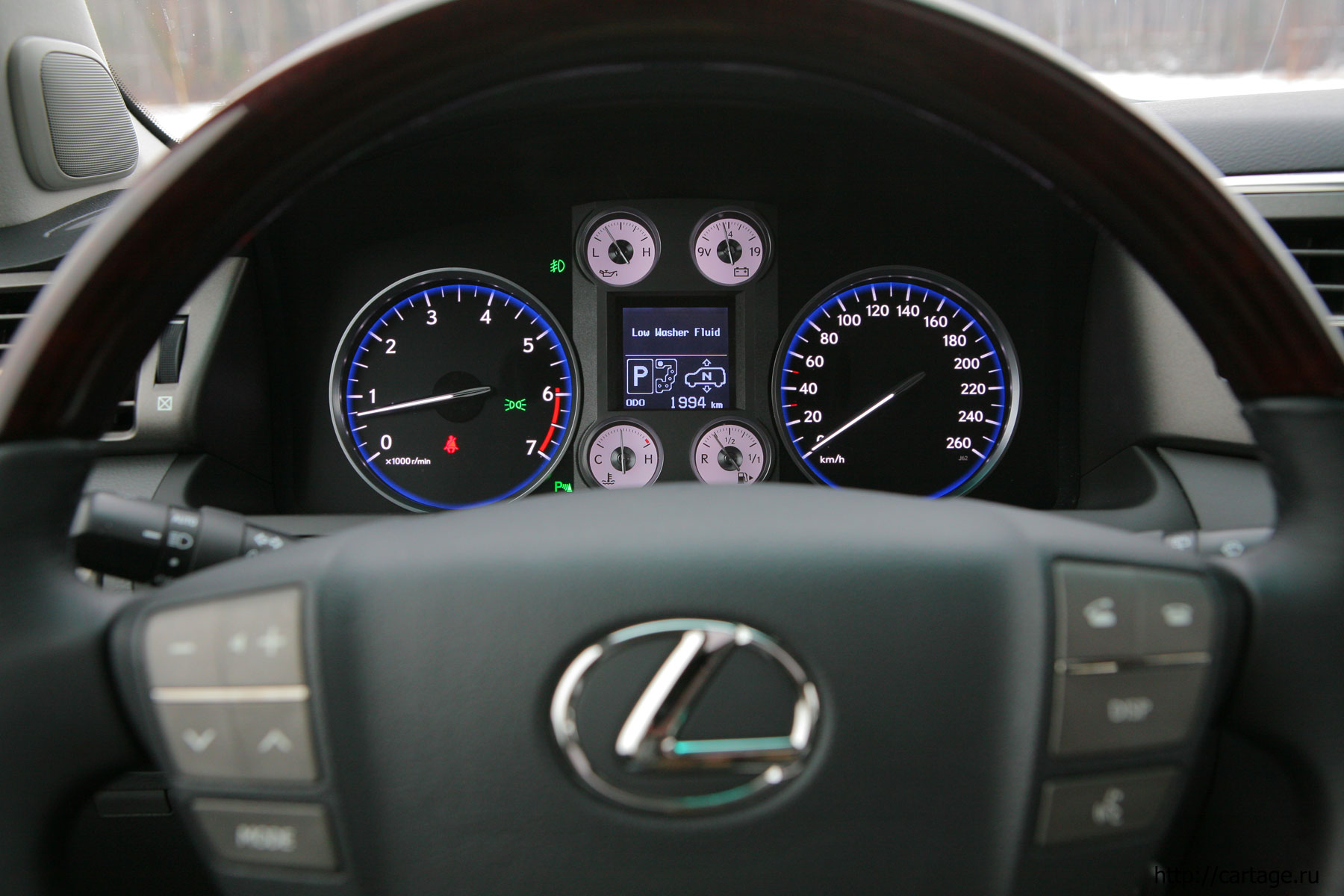 lexus LX 570 lexus LX 570