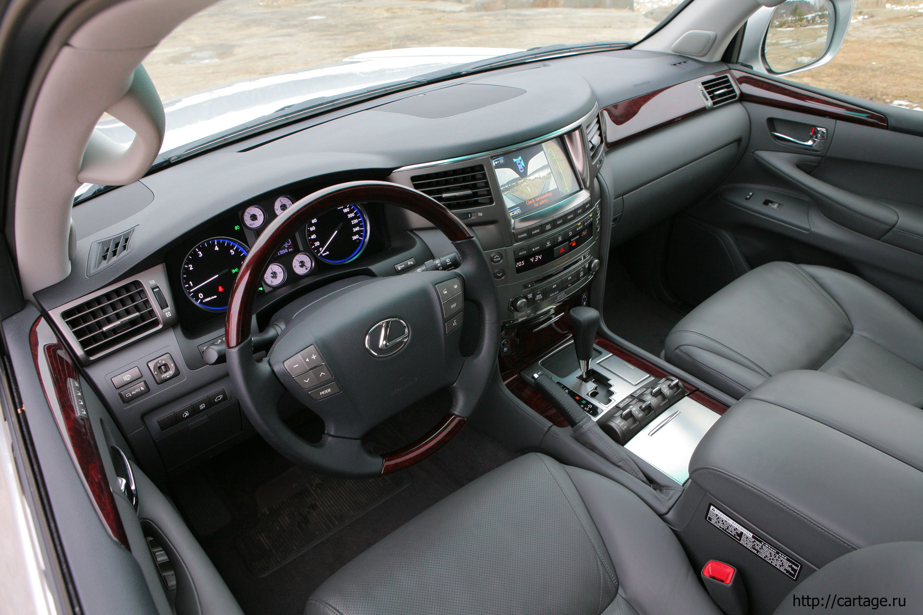 lexus LX 570 lexus LX 570