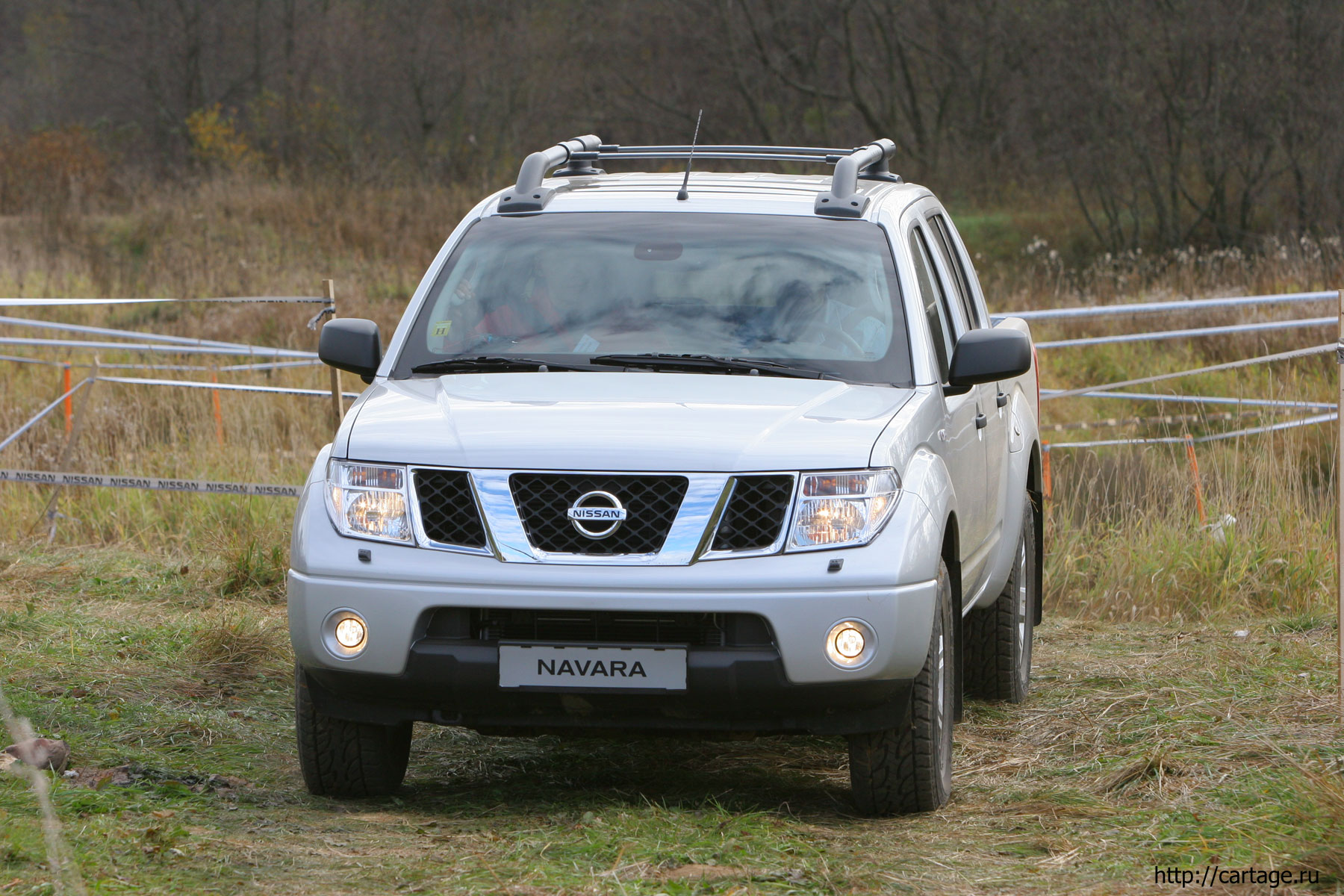 nissan navaro nissan navaro