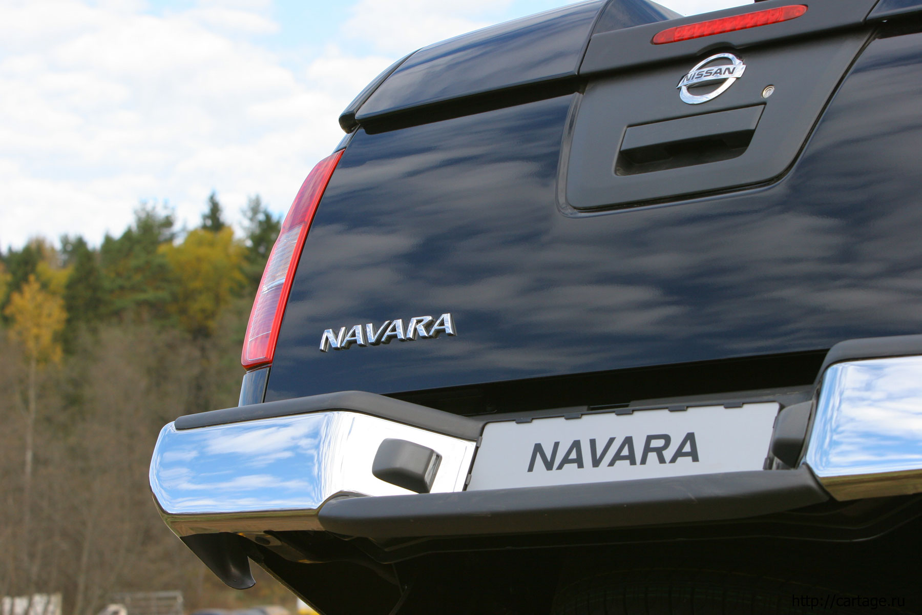 nissan navaro nissan navaro