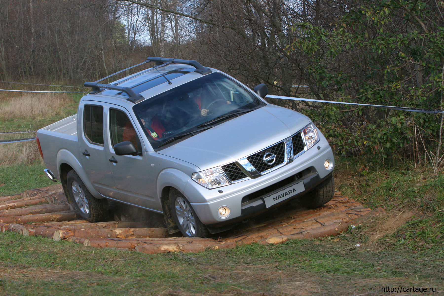 nissan navaro nissan navaro