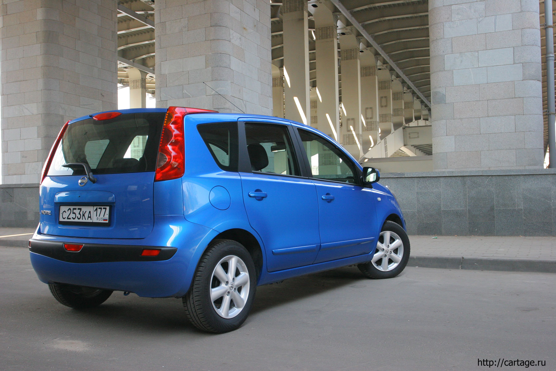 nissan note