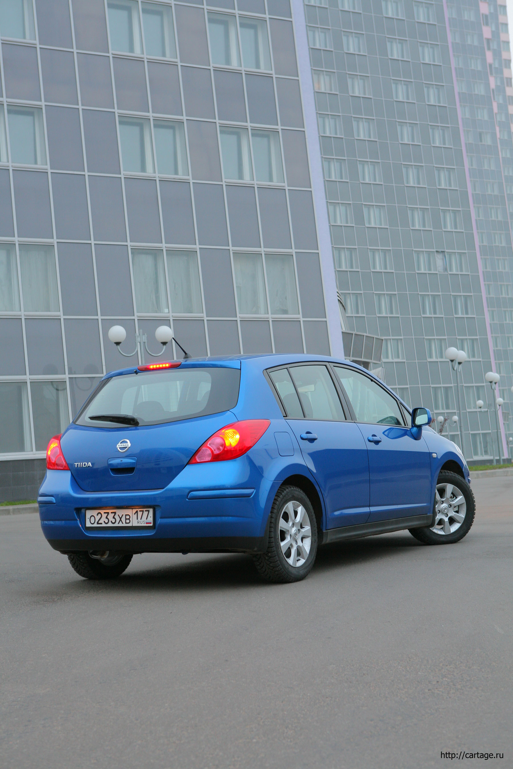 nissan tiida