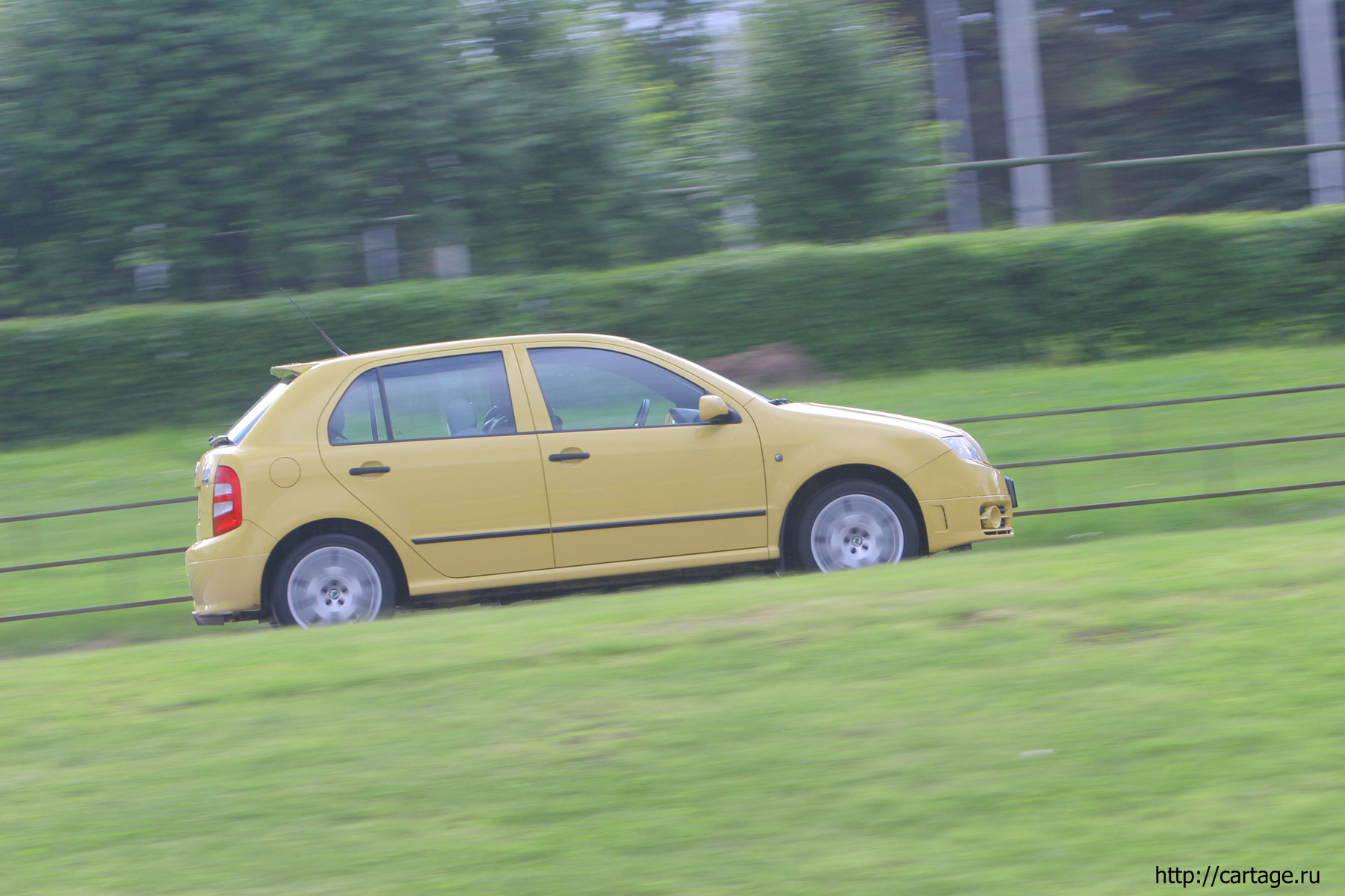 skoda fabia rs