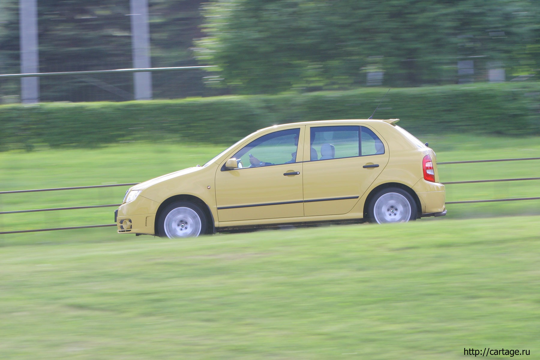 skoda fabia rs