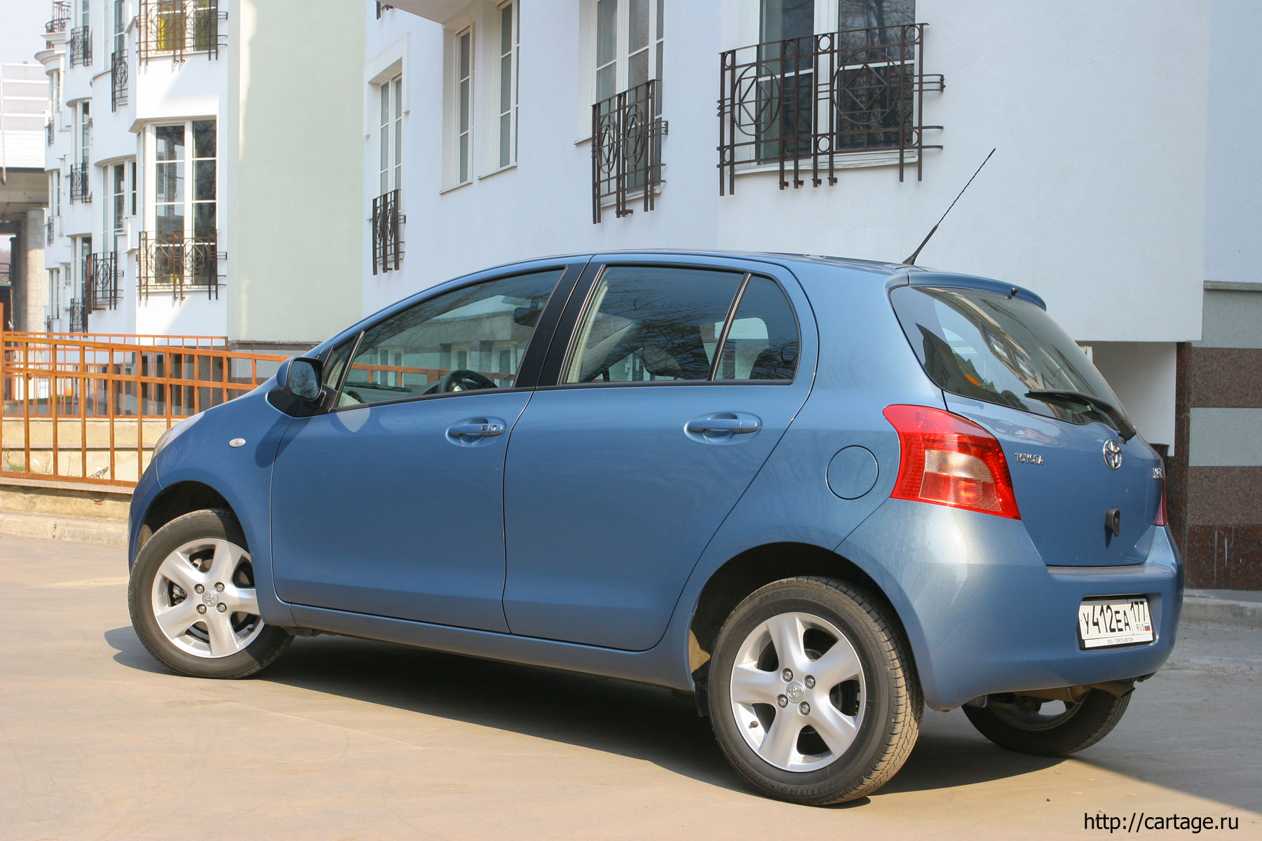 toyota yaris toyota yaris