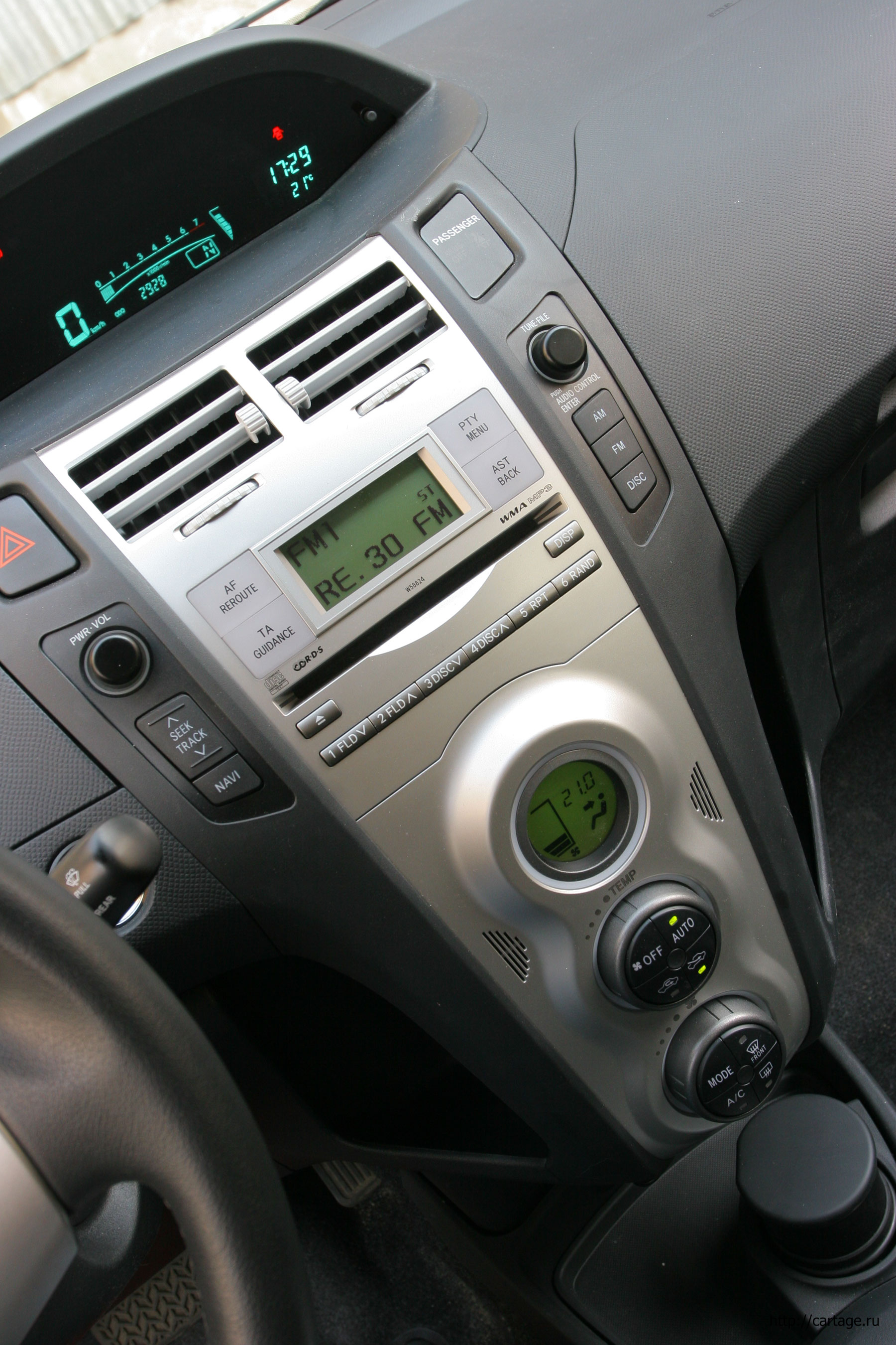 toyota yaris toyota yaris